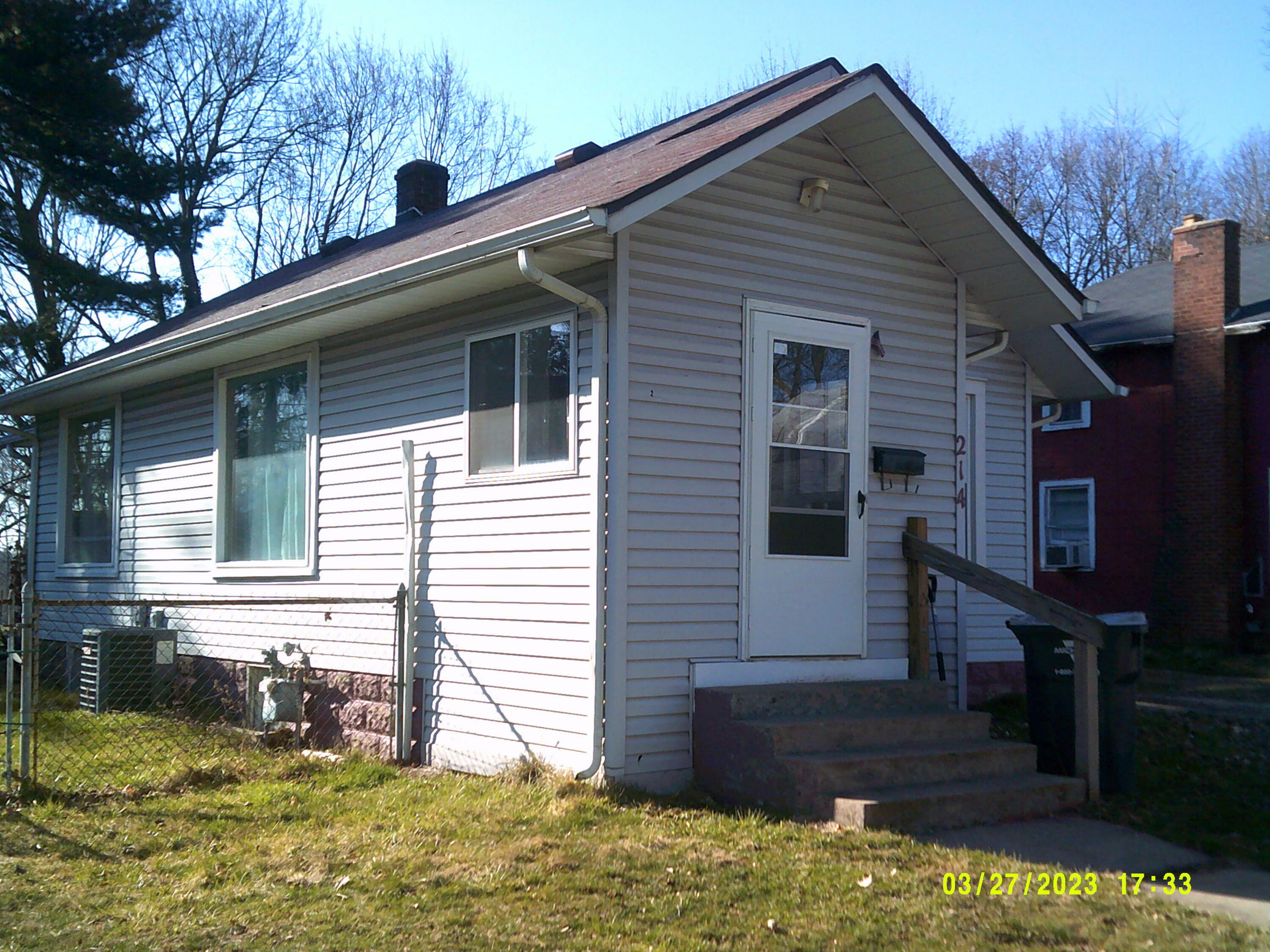 Property Photo: 214 Sylvan Avenue MI 49107