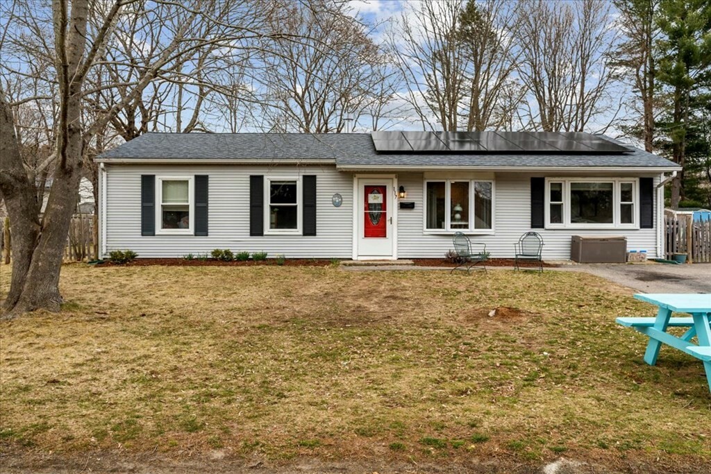 Property Photo:  117 Homeland Dr  MA 02382 