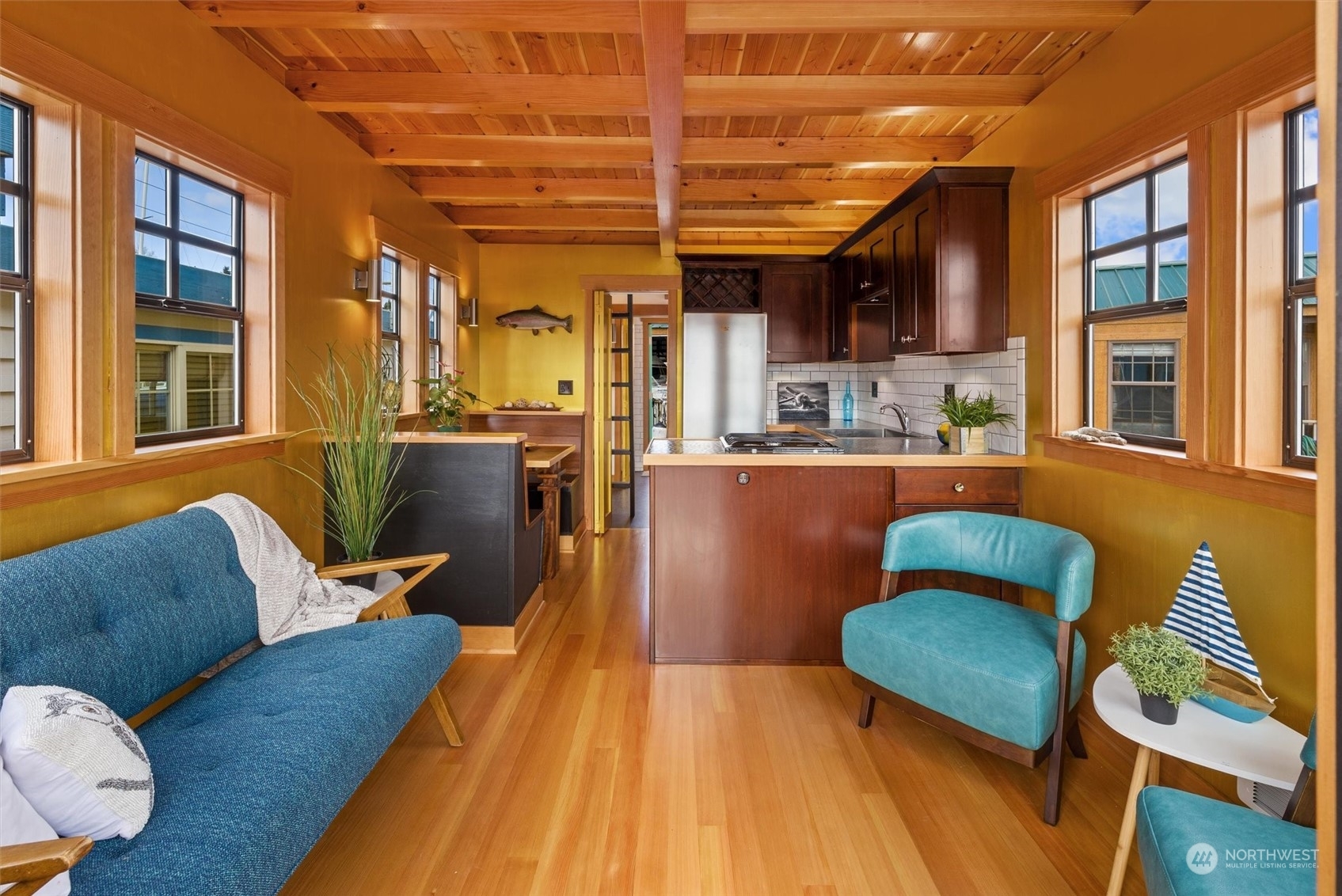 Property Photo: 2401 N Northlake Way E10 WA 98103