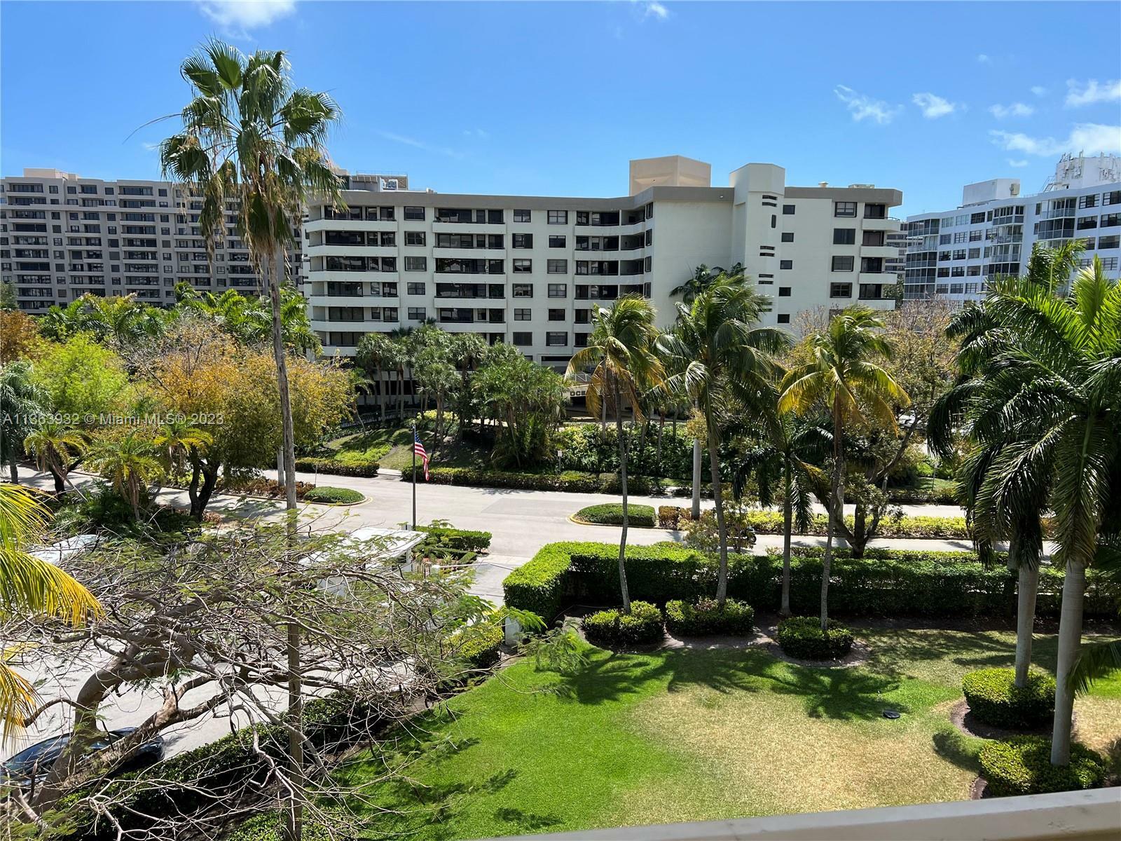 Property Photo:  155 Ocean Lane Dr 509  FL 33149 