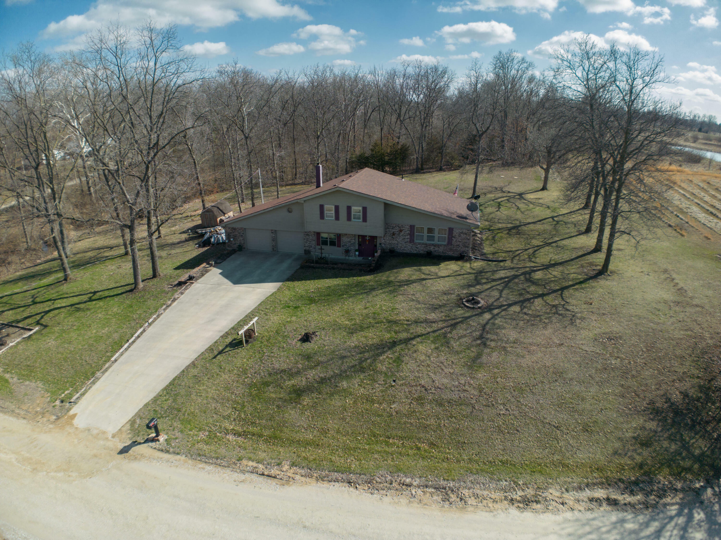 Property Photo:  3710 County Road 2715  MO 65270 