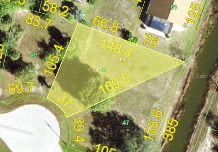 Property Photo:  128 Naomi Place  FL 33947 