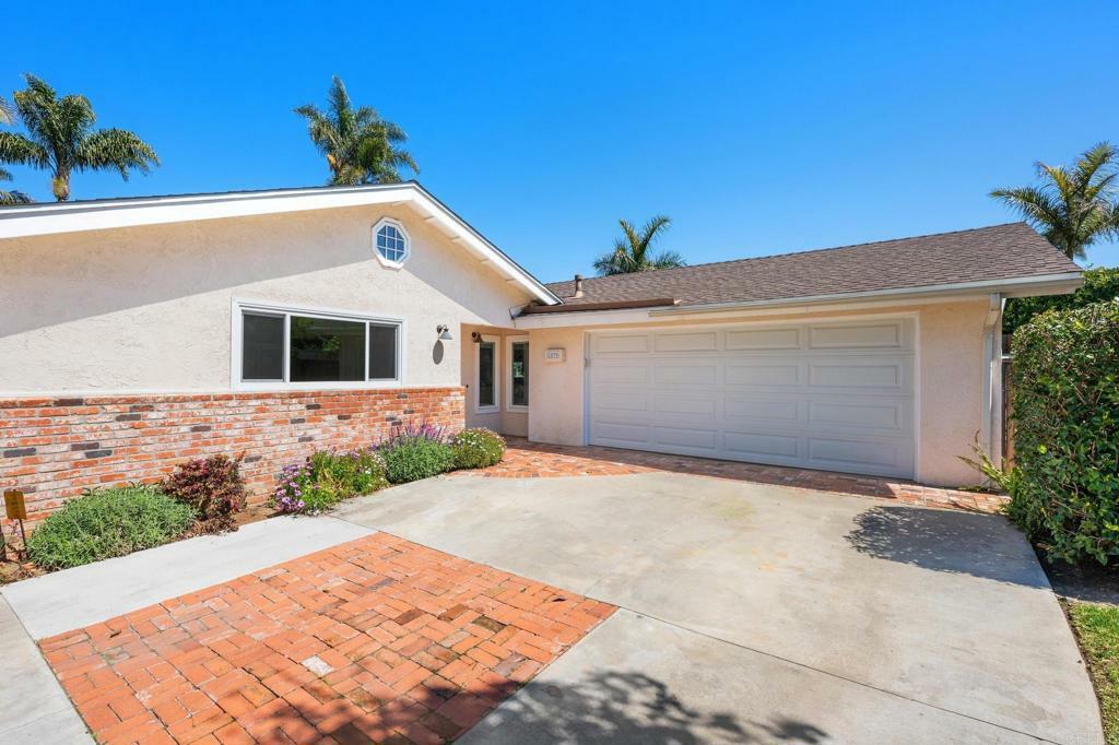 Property Photo:  1079 Hymettus Avenue  CA 92024 