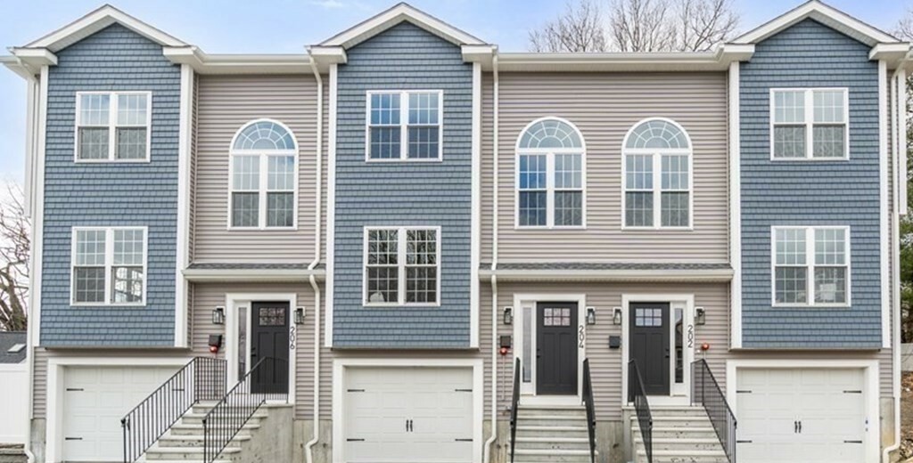 Property Photo: 202 Dana Ave MA 01604
