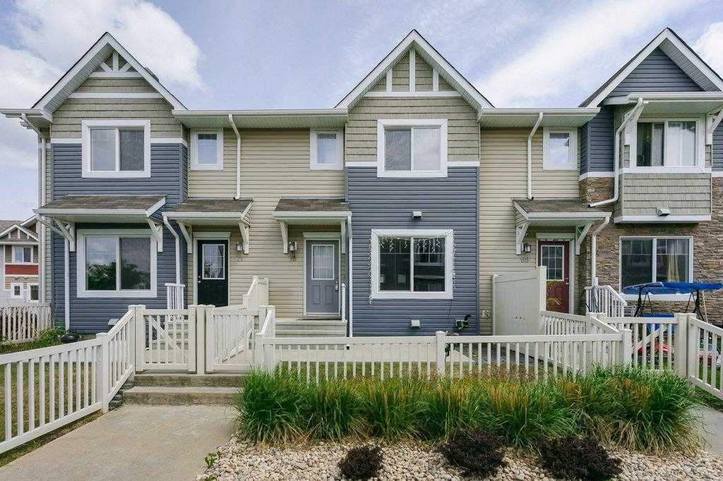 5317 3 Avenue 70  Edmonton AB T6X0W7 photo