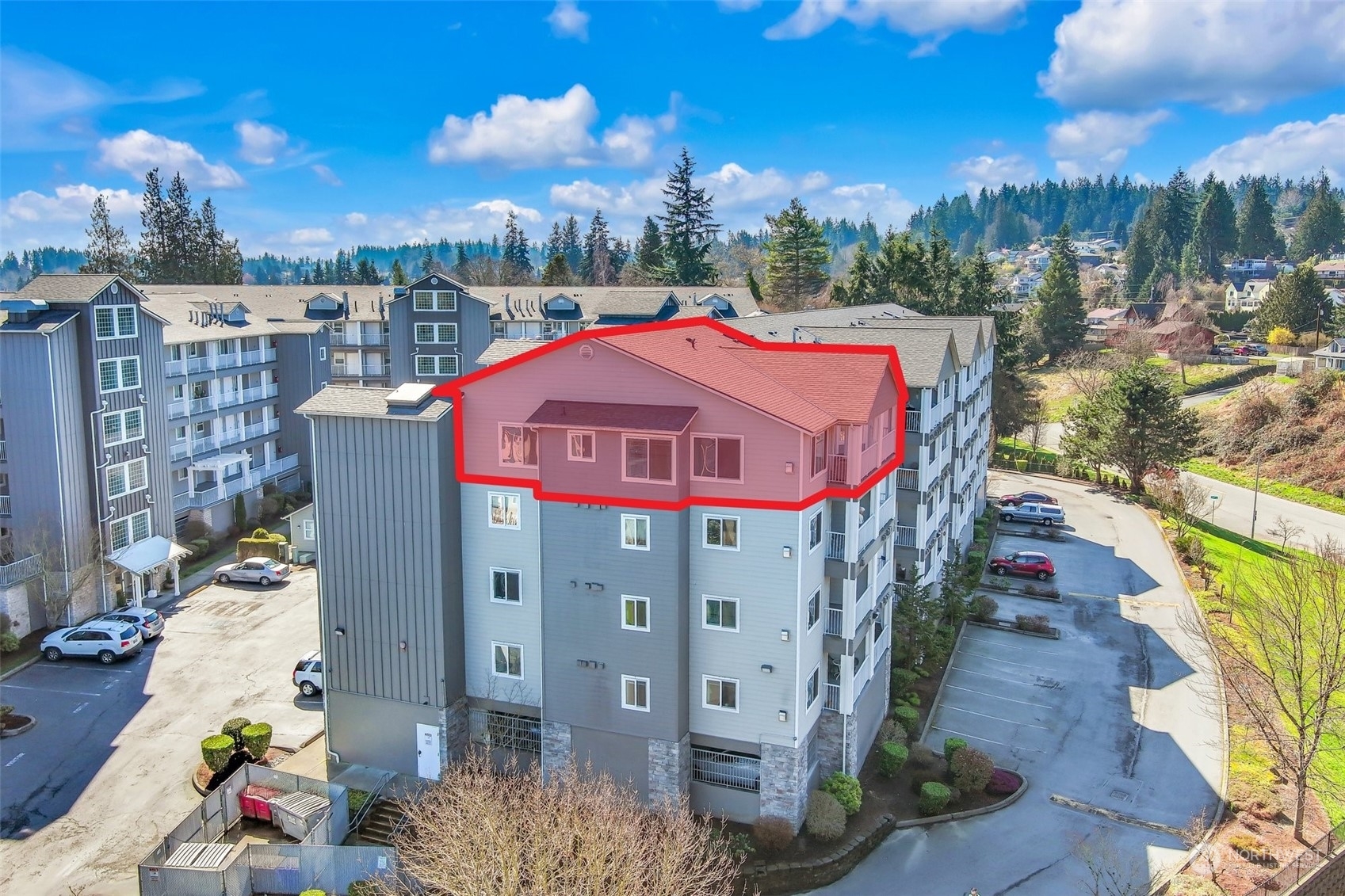 Property Photo:  1318 37th Street 2526  WA 98201 