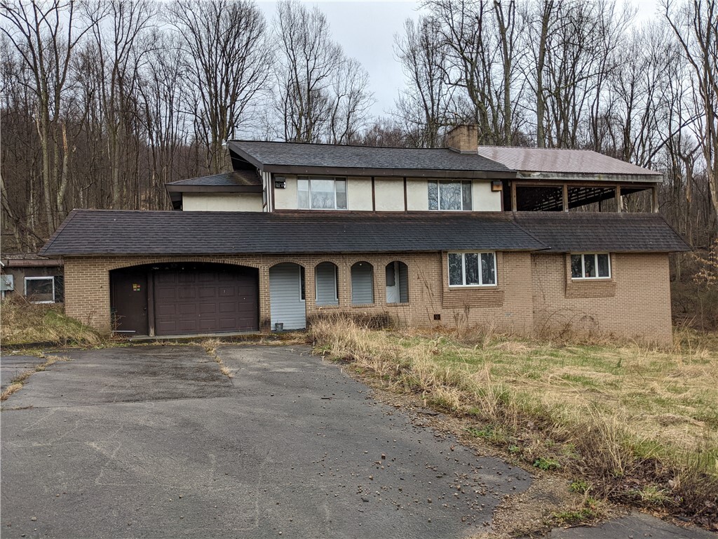 Property Photo: 218 Yauger Hollow Rd PA 15456
