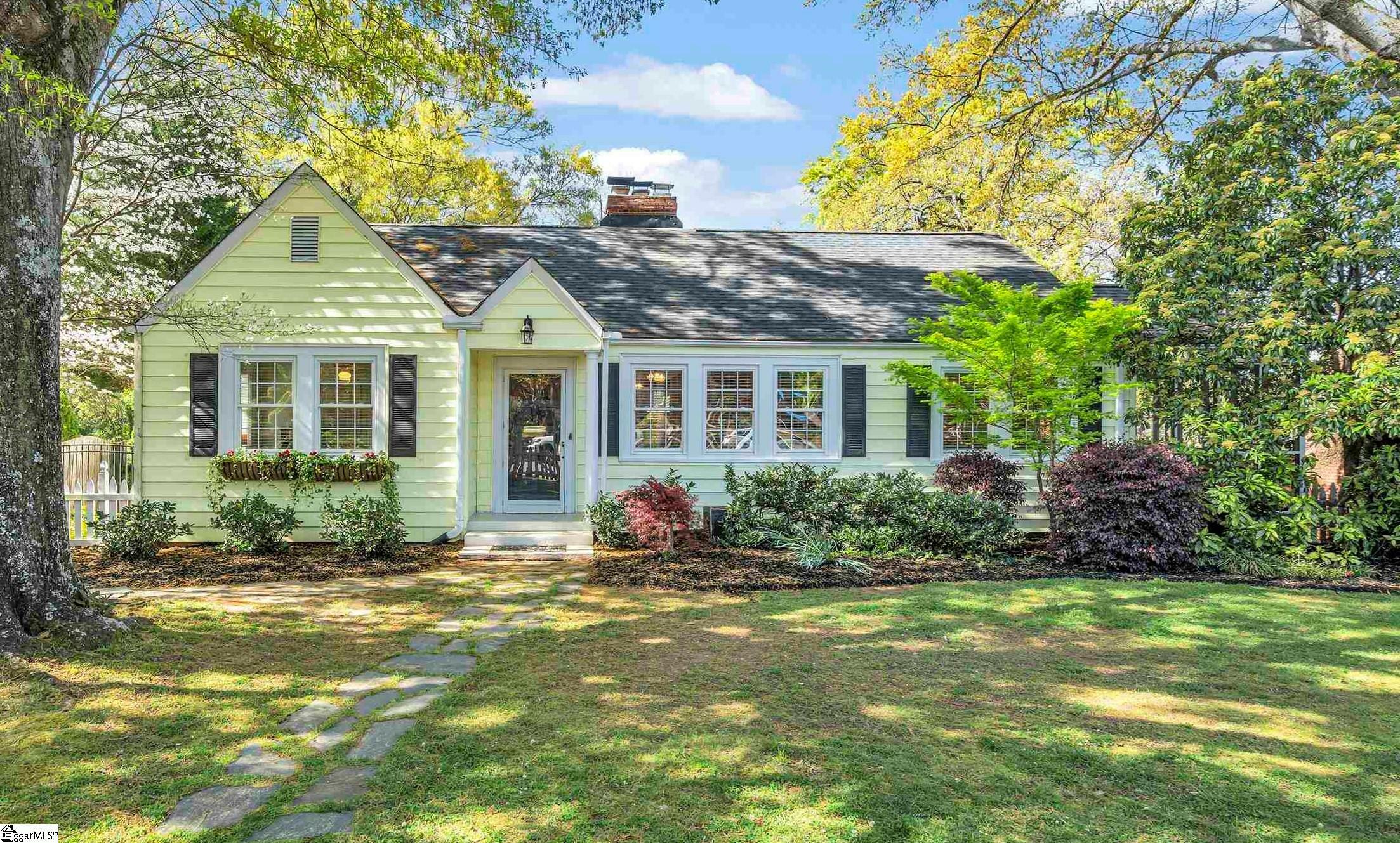 Property Photo:  206 Westminster Drive  SC 29605 