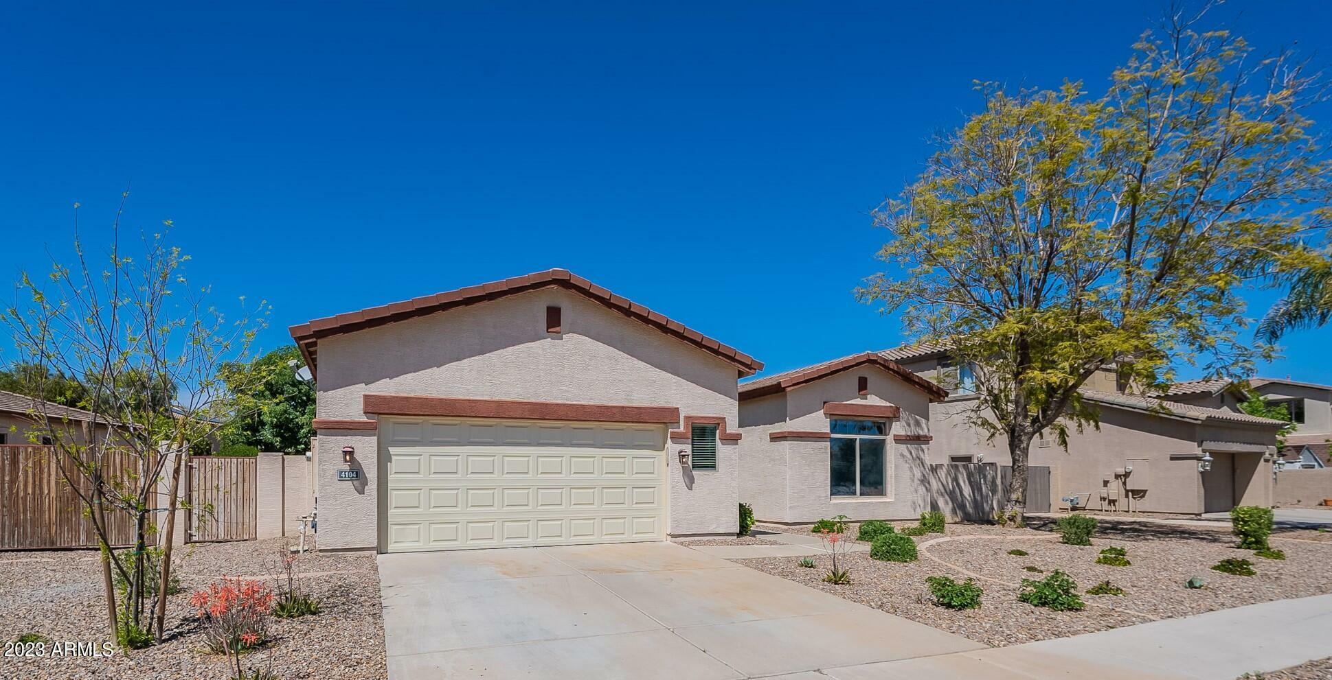 Property Photo: 4104 E Reins Road AZ 85297