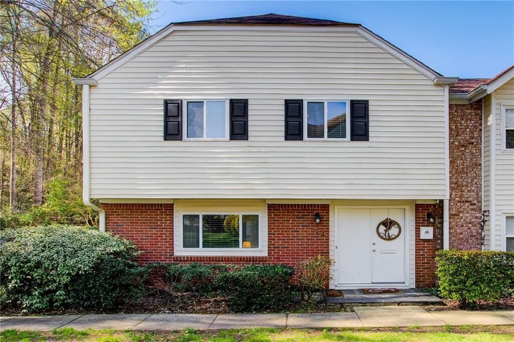 Property Photo:  7114 Stonington Drive NE  GA 30328 