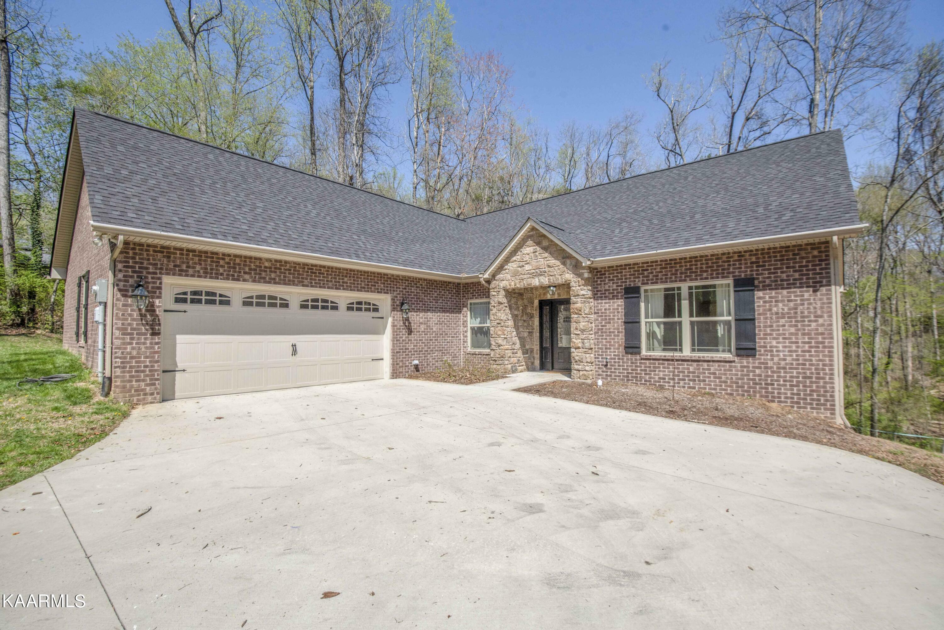 Property Photo:  123 Newell Lane  TN 37830 