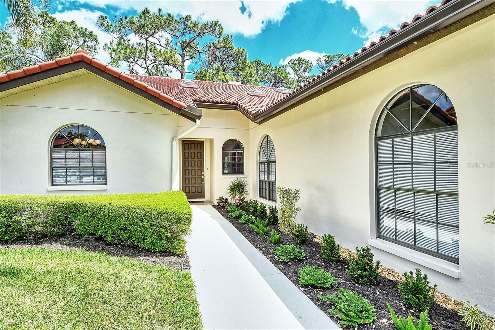 Property Photo:  7231 Villa D Este Drive  FL 34238 