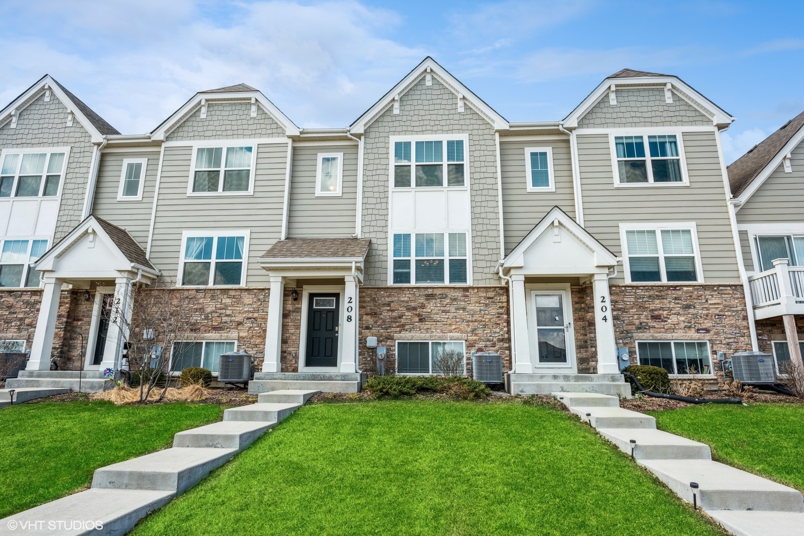 Property Photo: 208 Goldenrod Drive IL 60124
