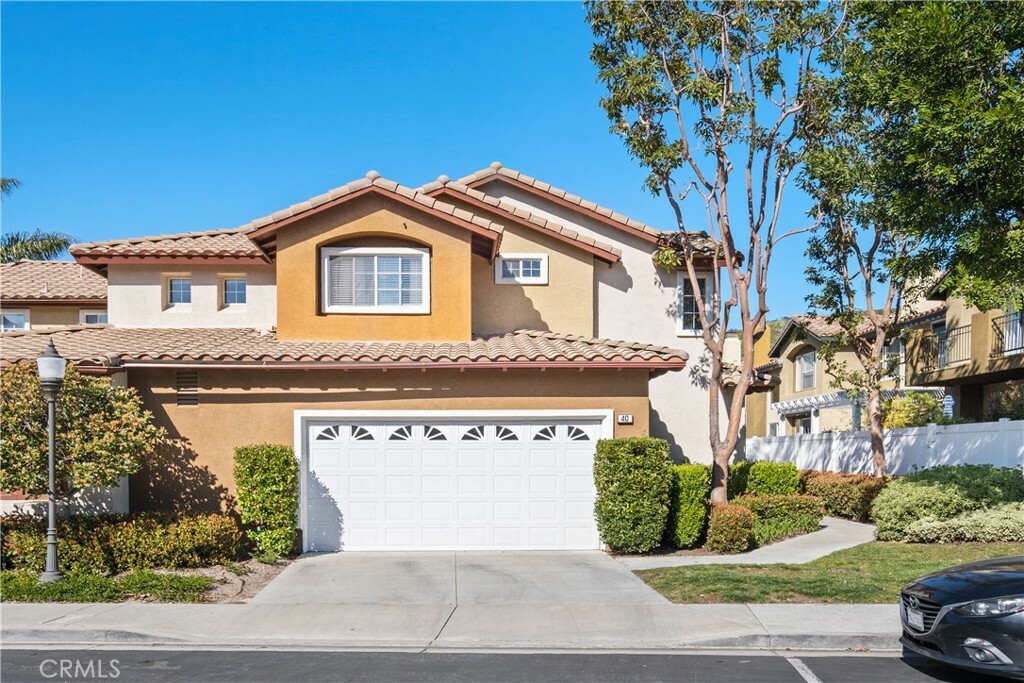 Property Photo:  40 Mira Mesa  CA 92688 