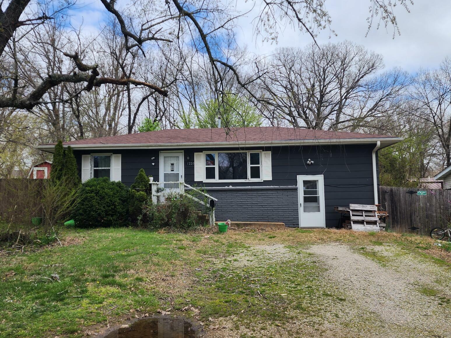 1220 Columbus Street  West Plains MO 65775 photo