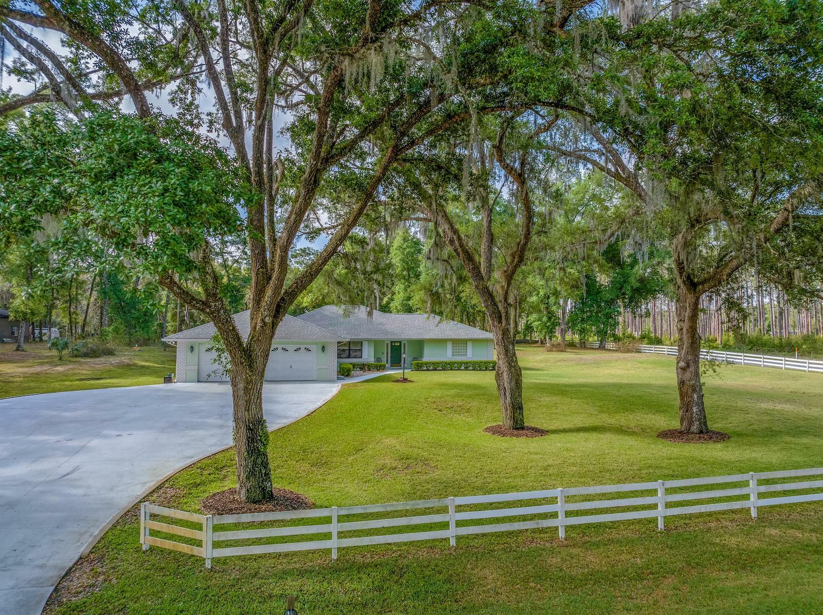 Property Photo:  8400 E Sweetwater Drive  FL 34450 