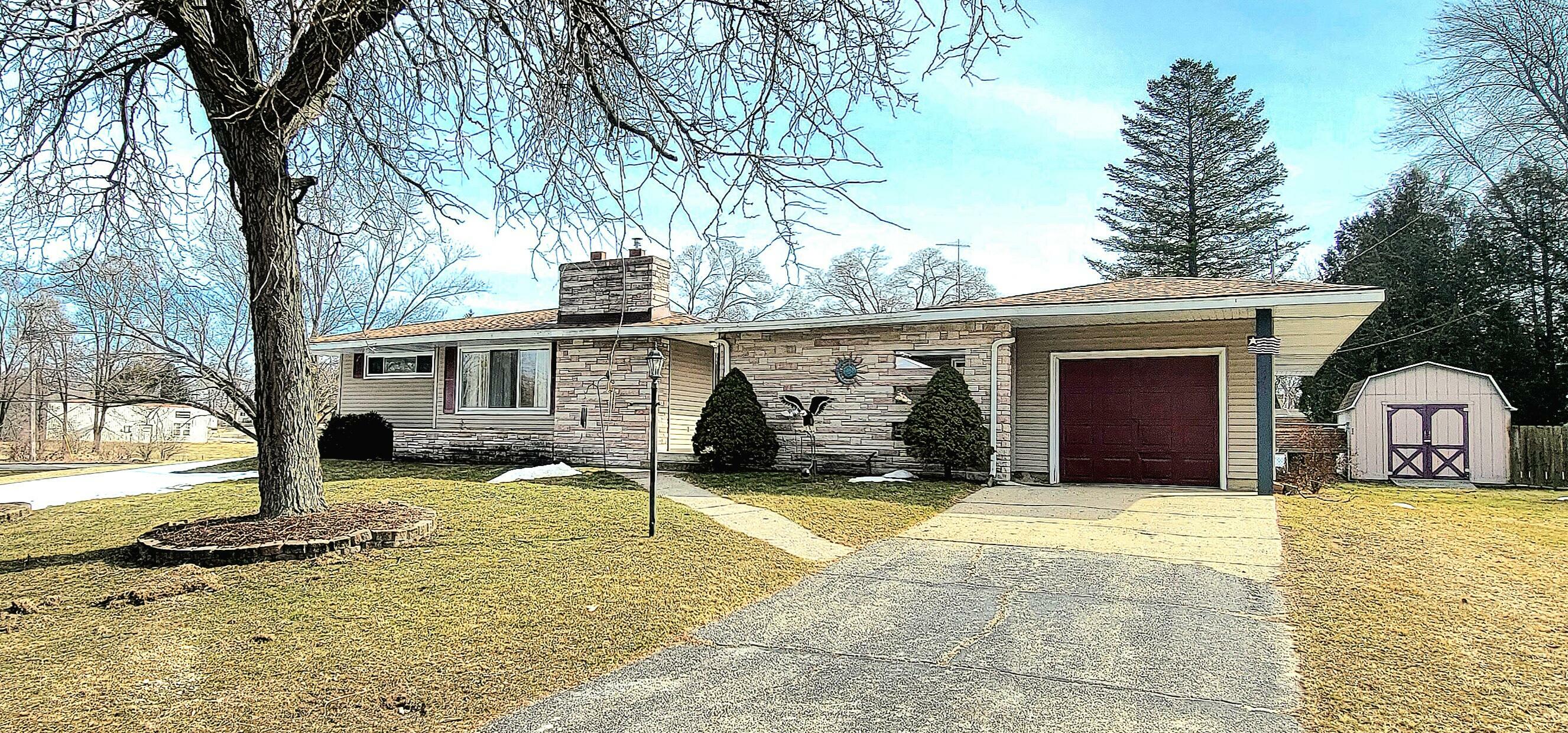 Property Photo: 248 Wiseman Street MI 48850