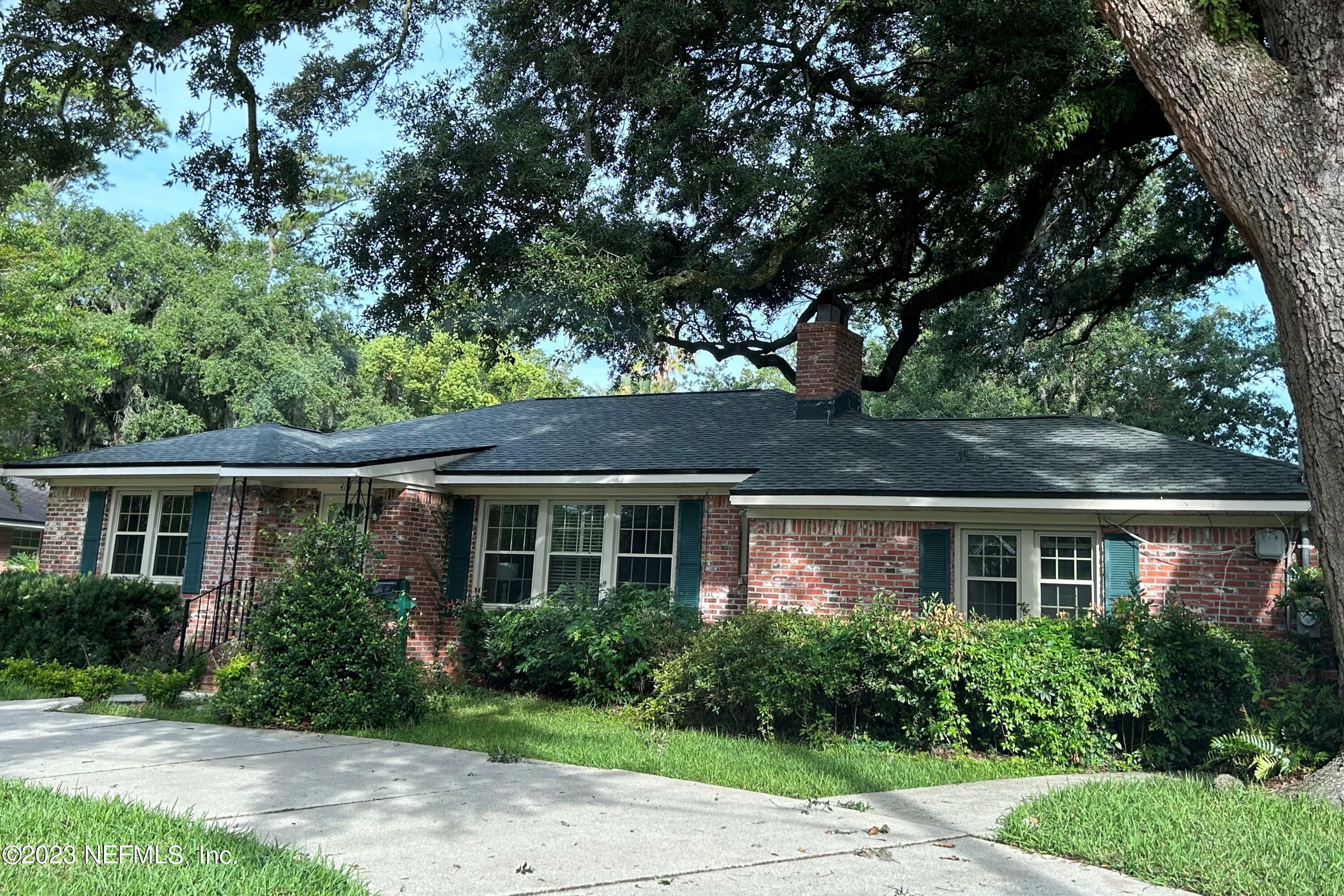 Property Photo: 4114 Churchwell Road FL 32210
