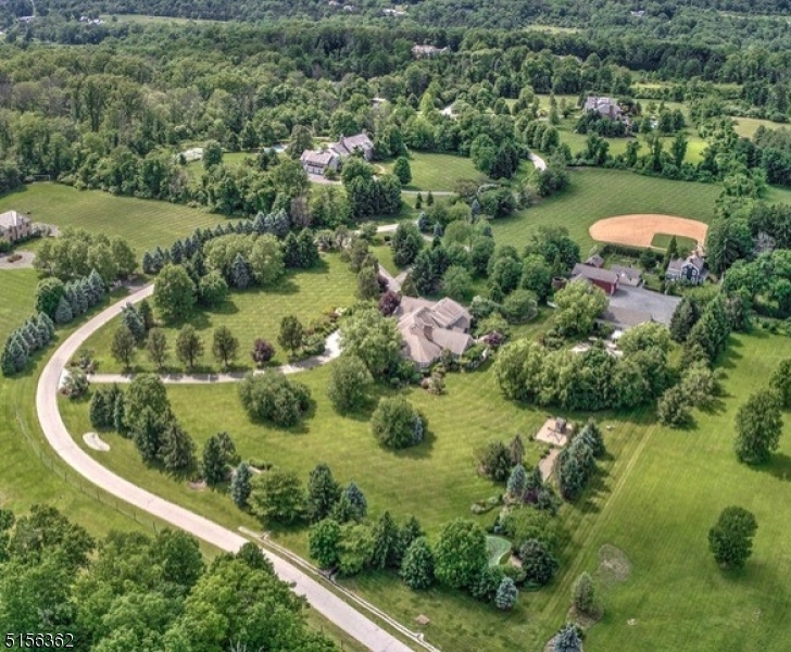 Property Photo: 29 Sherwood Farm Rd NJ 07931