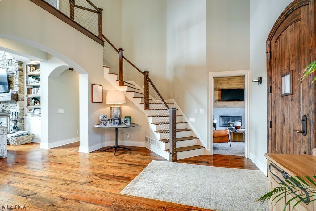 Property Photo: 1000 E Pioneer Trail OH 44202