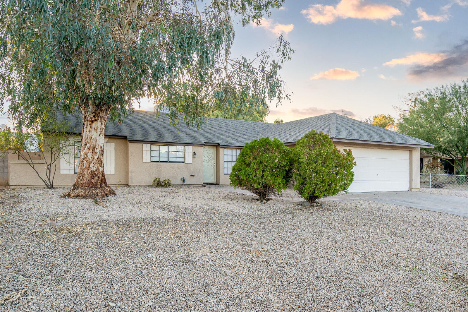 Property Photo:  8156 N 32nd Avenue  AZ 85051 