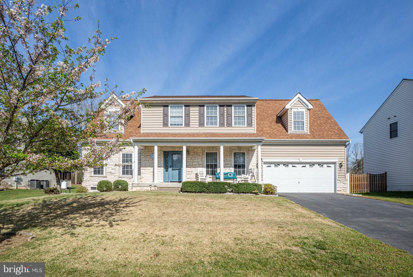 Property Photo:  9806 Crimson Oaks Way  VA 22408 