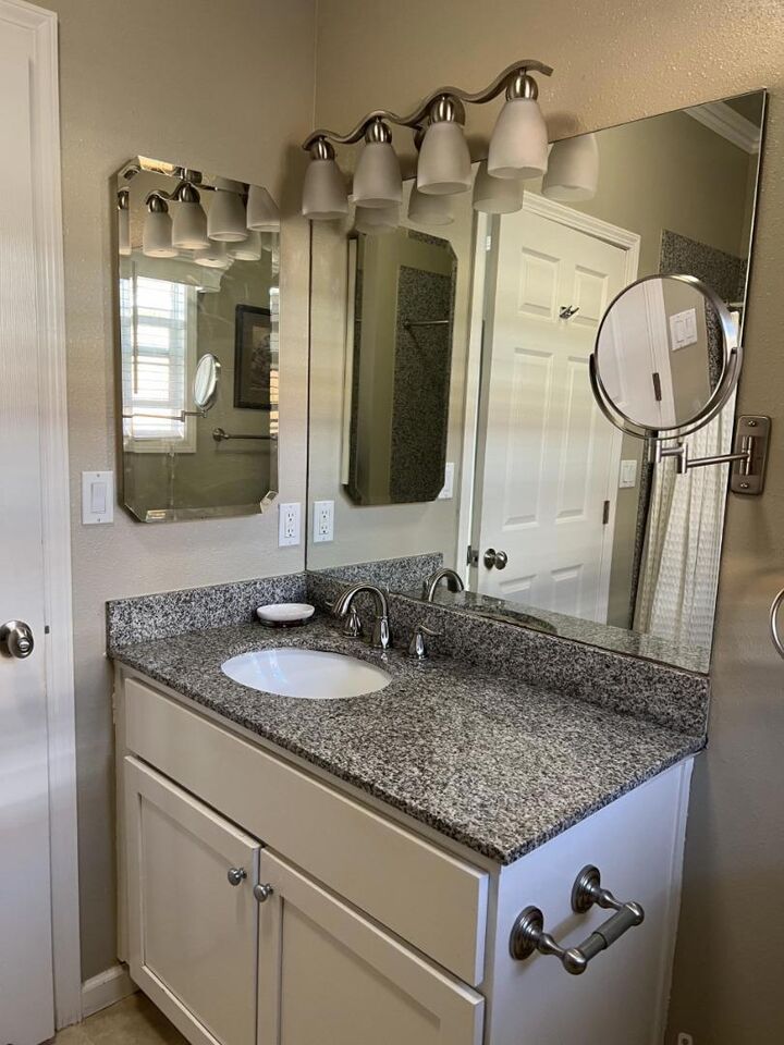 Property Photo: 420 E Evelyn Avenue Z203 CA 94086