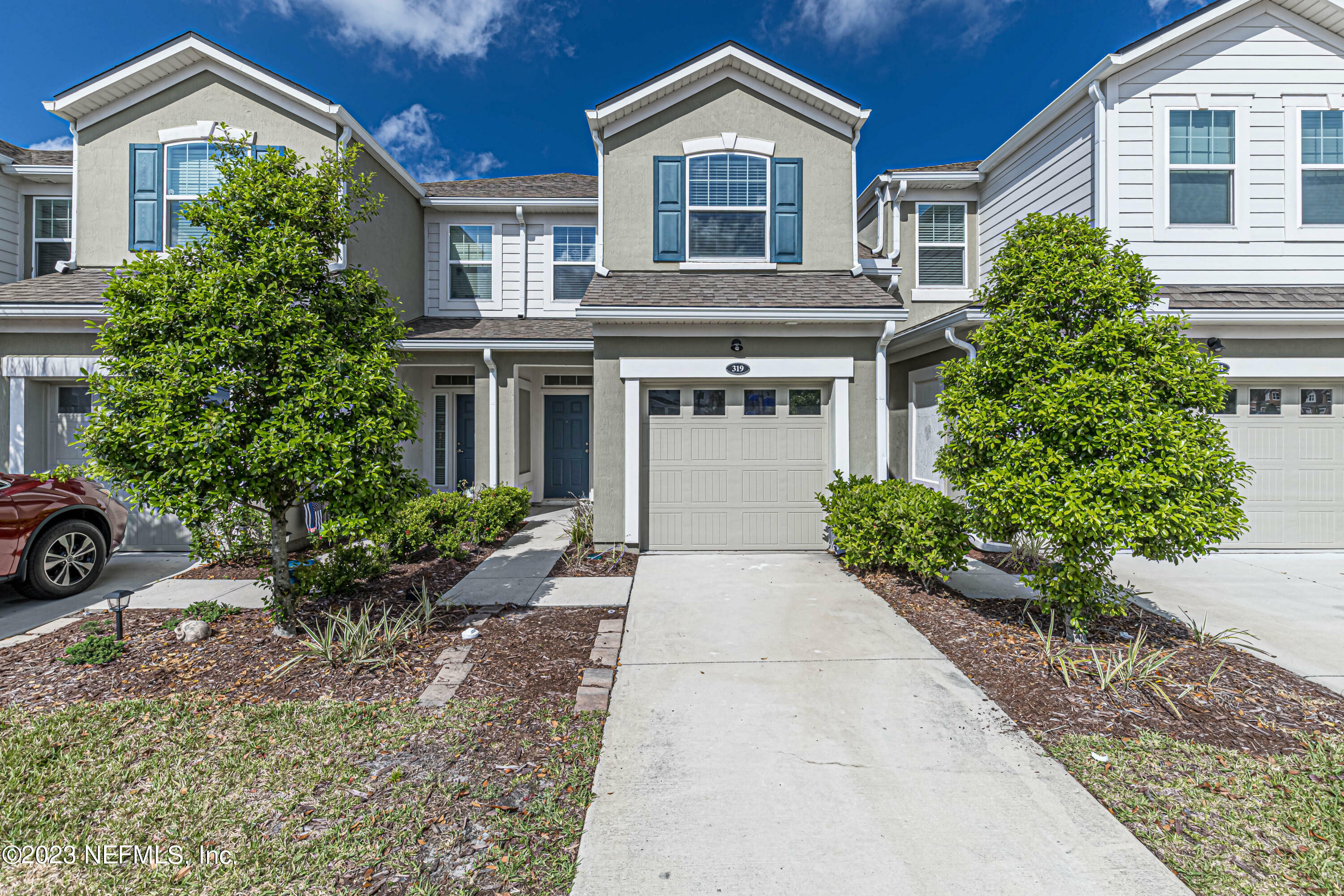 Property Photo: 319 Richmond Drive FL 32259