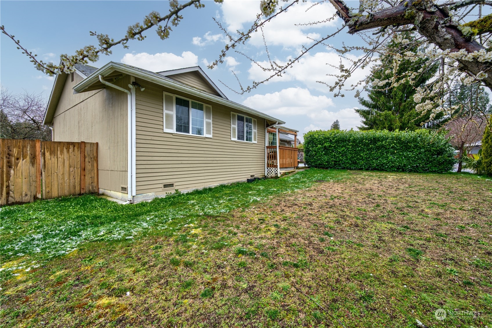 Property Photo:  408 109th Place SE  WA 98208 