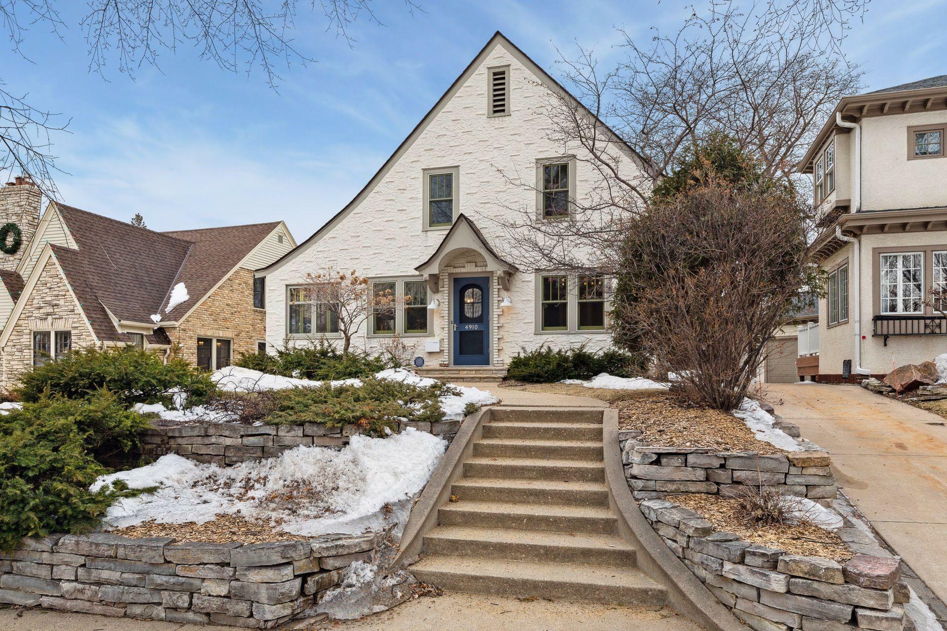 Property Photo: 4910 Arden Avenue MN 55424