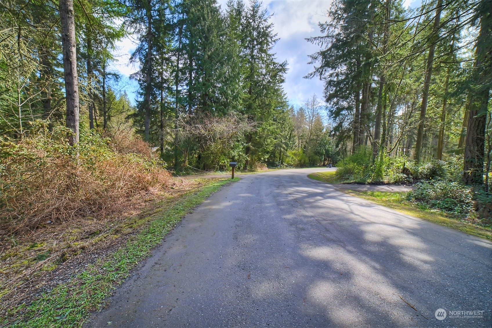 Property Photo:  5450 NE Laura Loop  WA 98370 