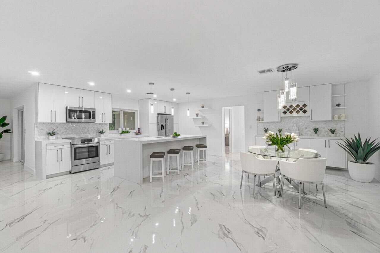 Property Photo:  759 NW 24th Avenue  FL 33445 