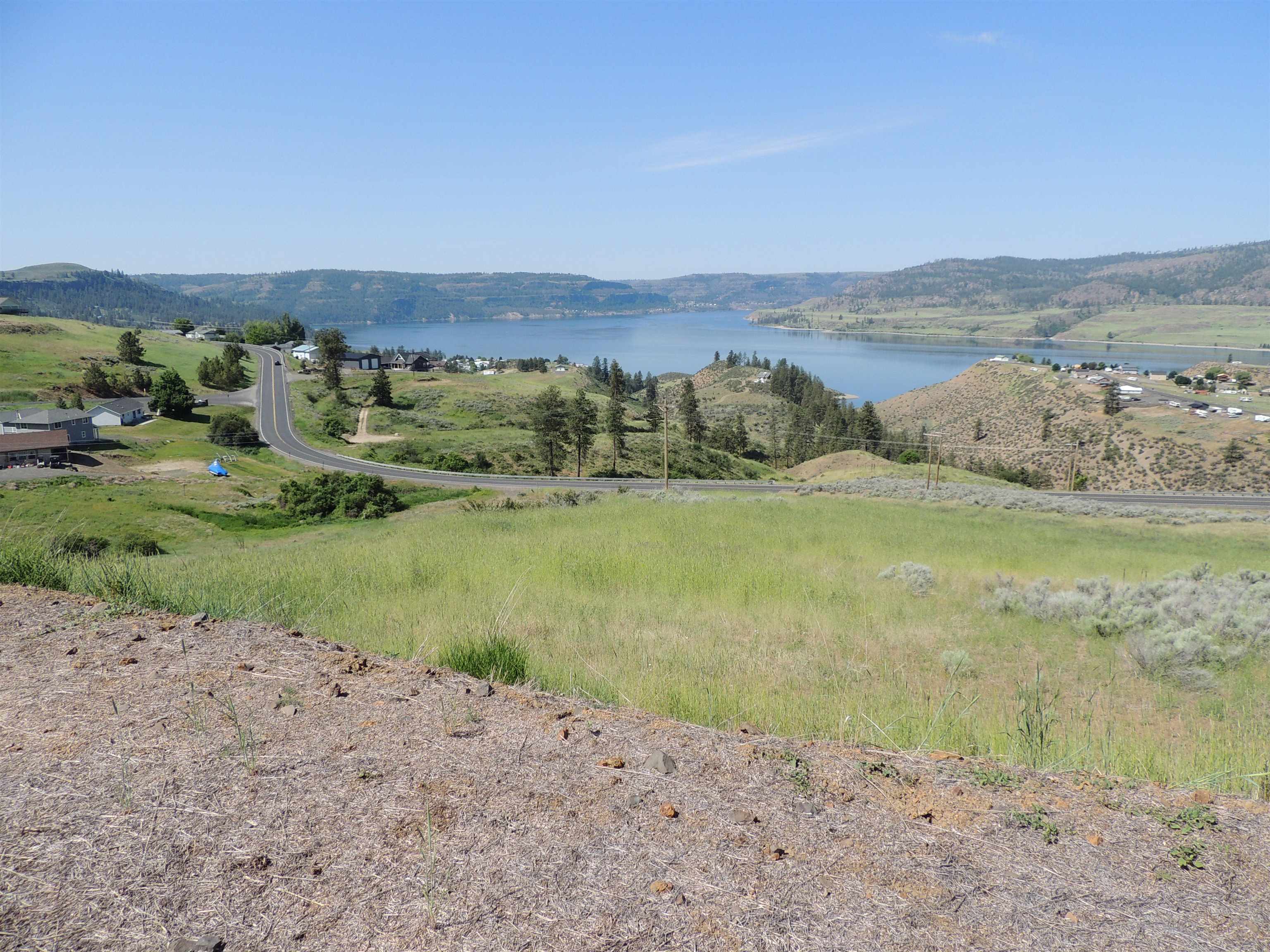 Property Photo:  41225 Lakeview Heights Dr N  WA 99122 