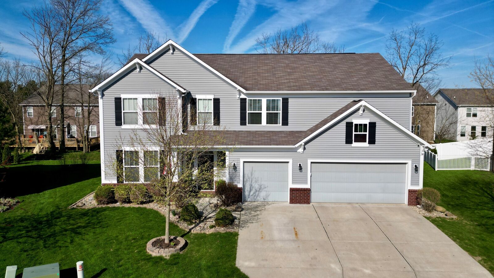 Property Photo: 1147 Old Vines Court IN 46143