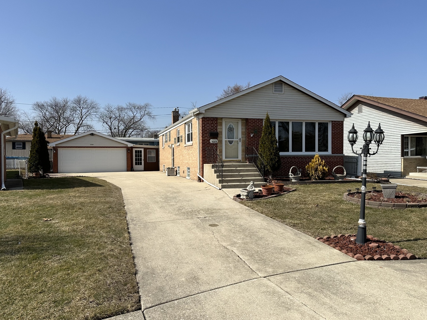 Property Photo:  5069 Lamb Drive  IL 60453 