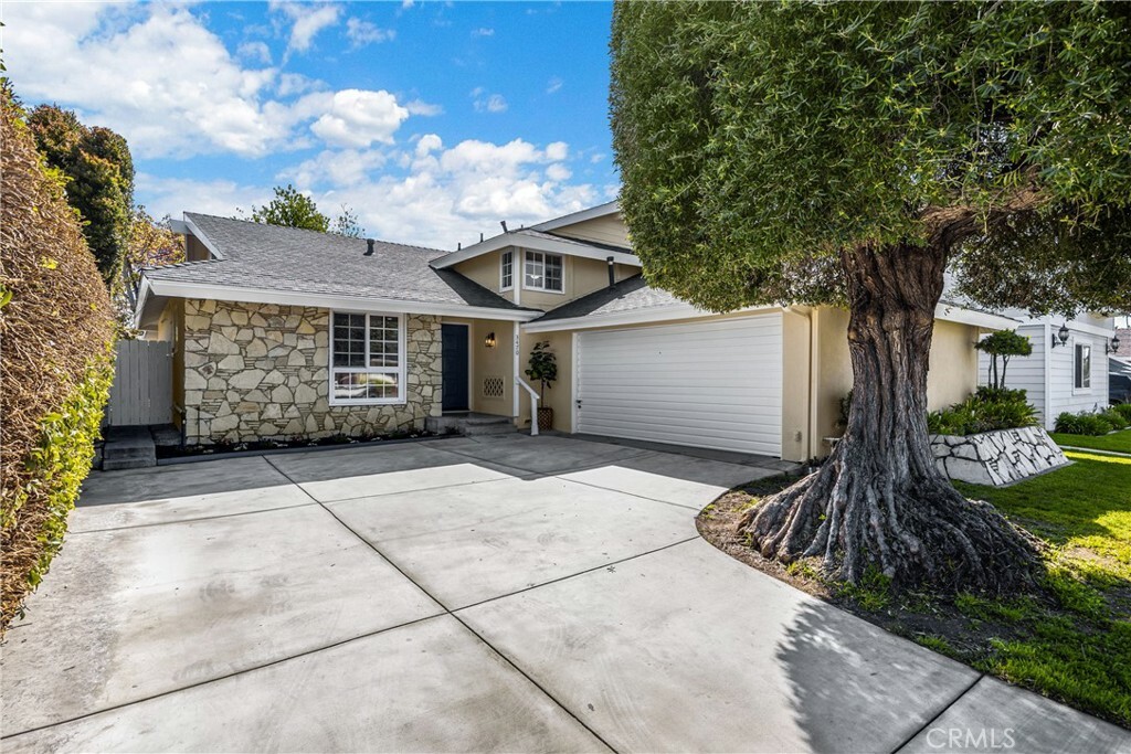 Property Photo:  3470 Julian Avenue  CA 90808 