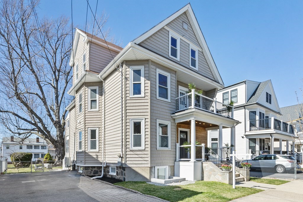 Property Photo: 68 Cleveland St 2 MA 02474