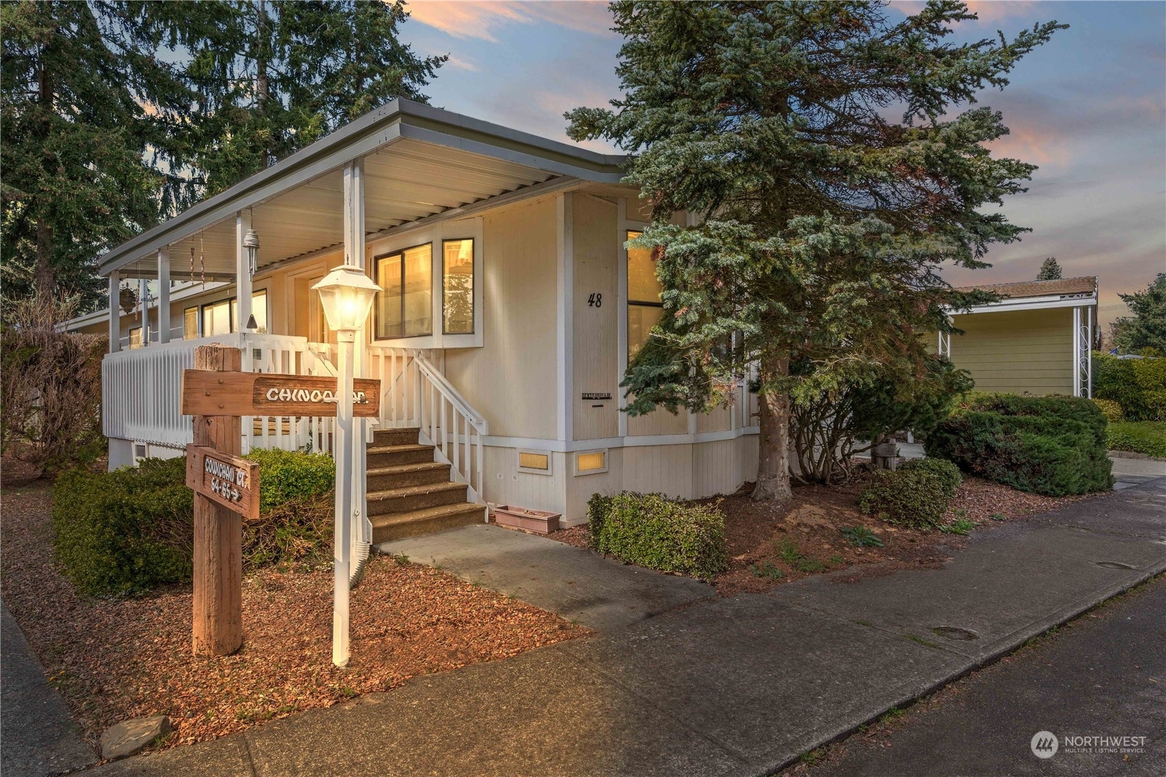 Property Photo:  2500 S 370th Street 48  WA 98003 