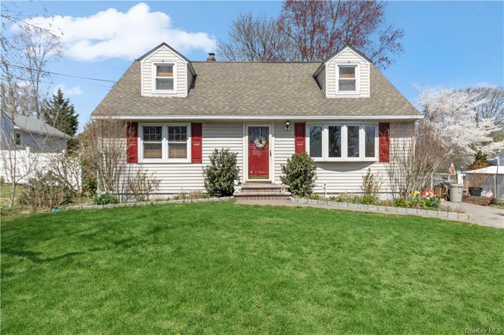 Property Photo:  47 Iroquois Road  NY 10562 