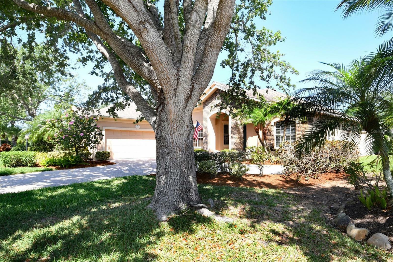 Property Photo: 7905 Drayton Circle FL 34201