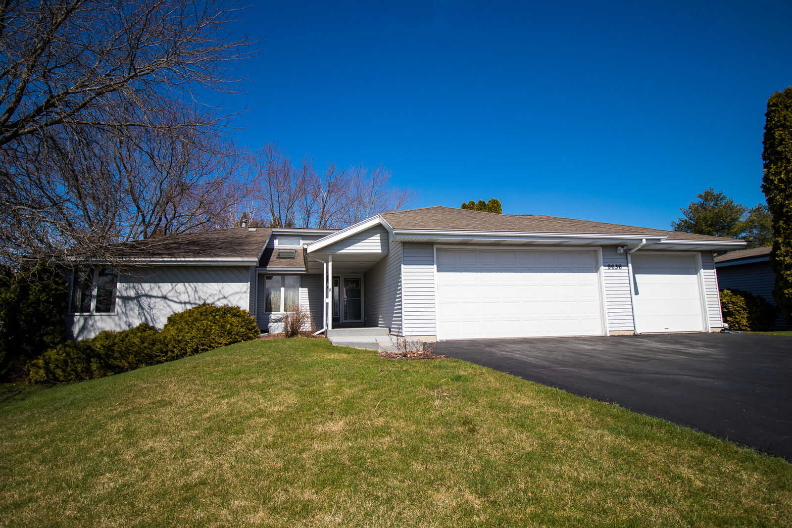 Property Photo: 9636 Ramblin Ridge Road IL 61008