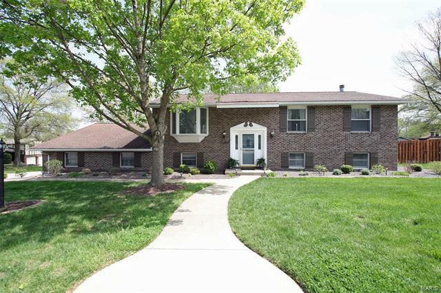 Property Photo: 4911 Westmont Avenue IL 62035