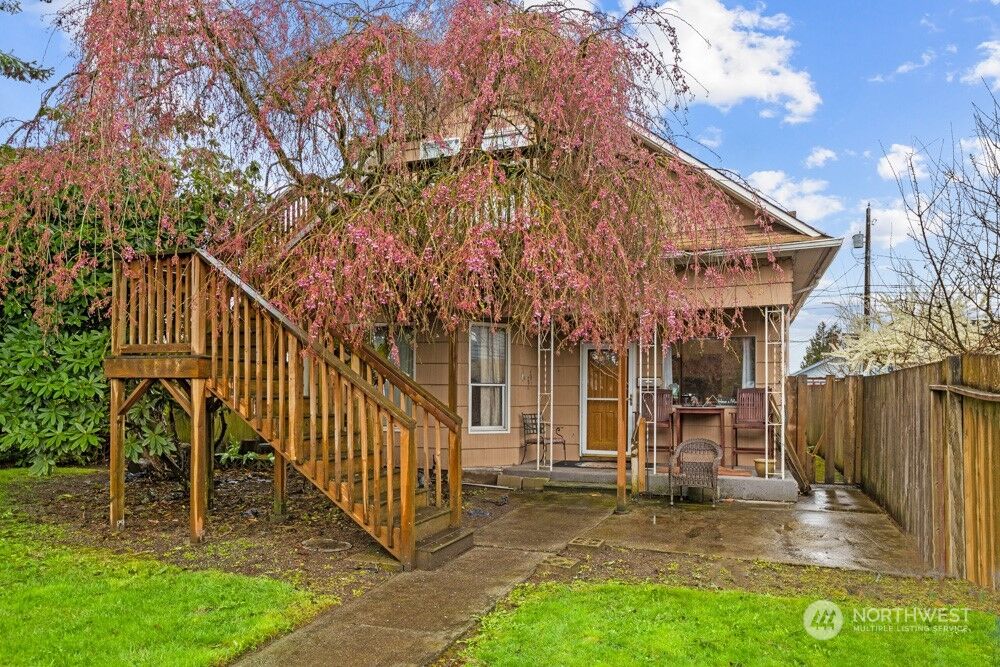 Property Photo: 5640 Yakima Avenue WA 98408