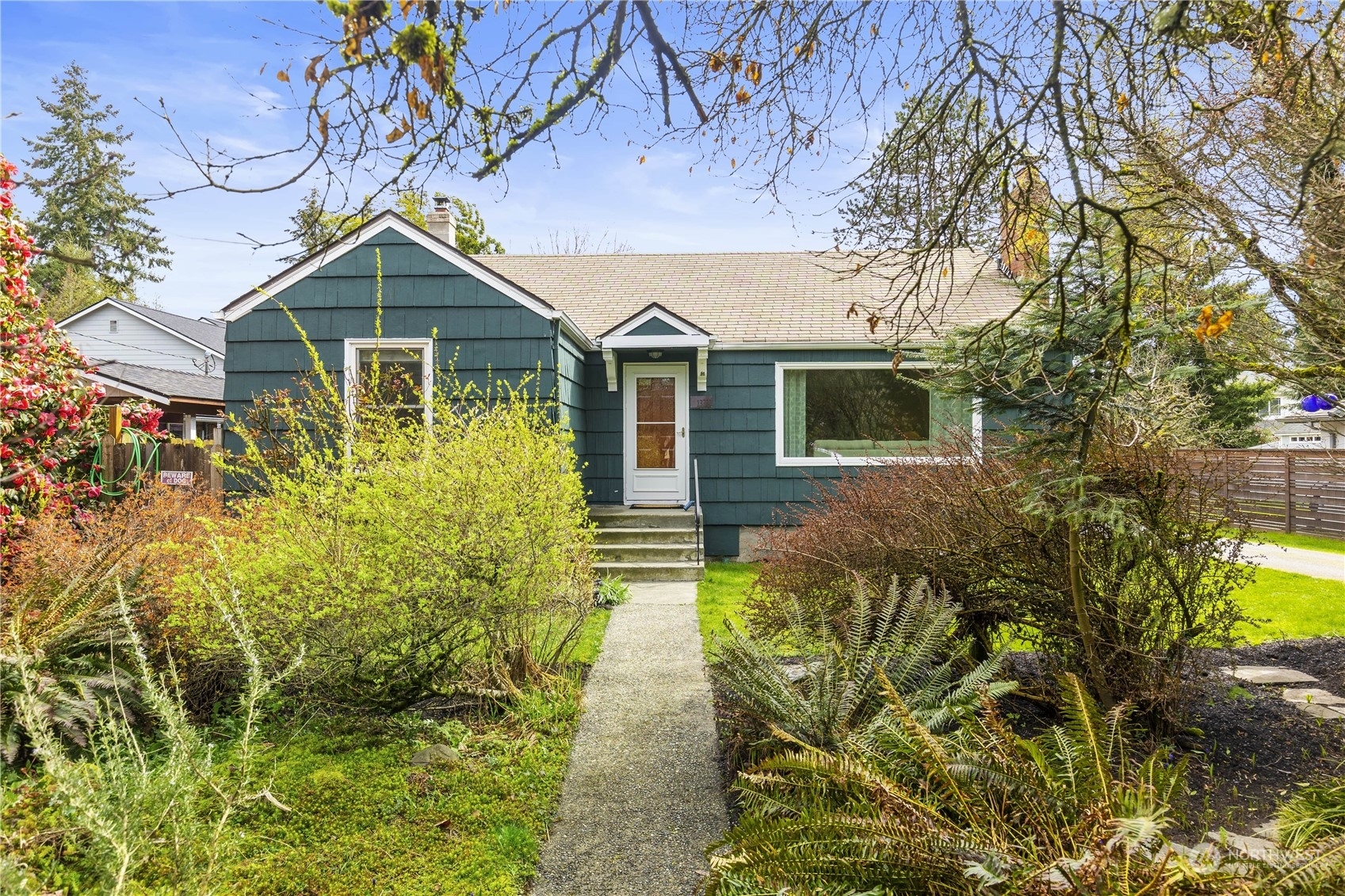 13732 Corliss Avenue N  Seattle WA 98133 photo