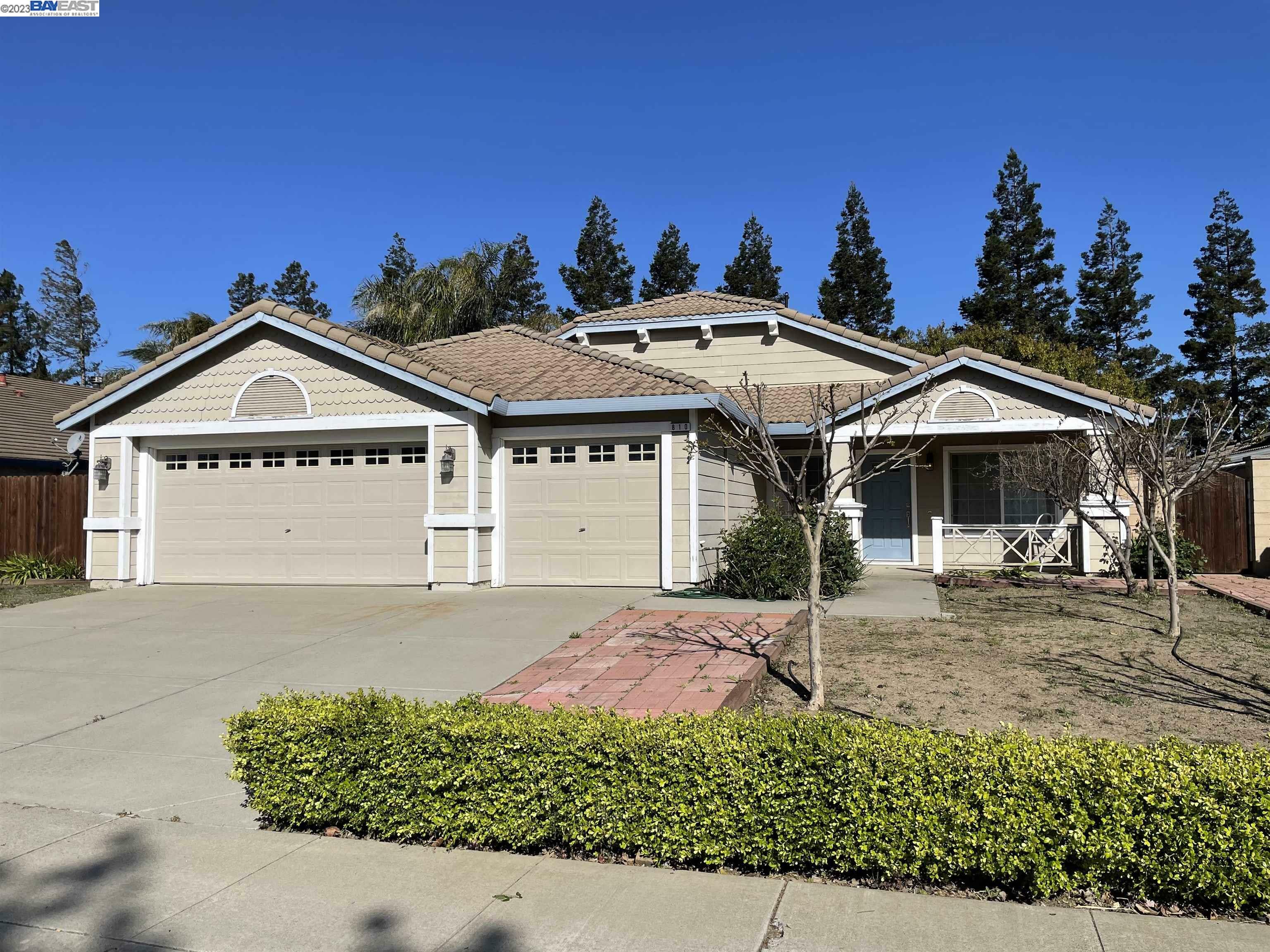 810 Wiegand Way  Dixon CA 95620 photo