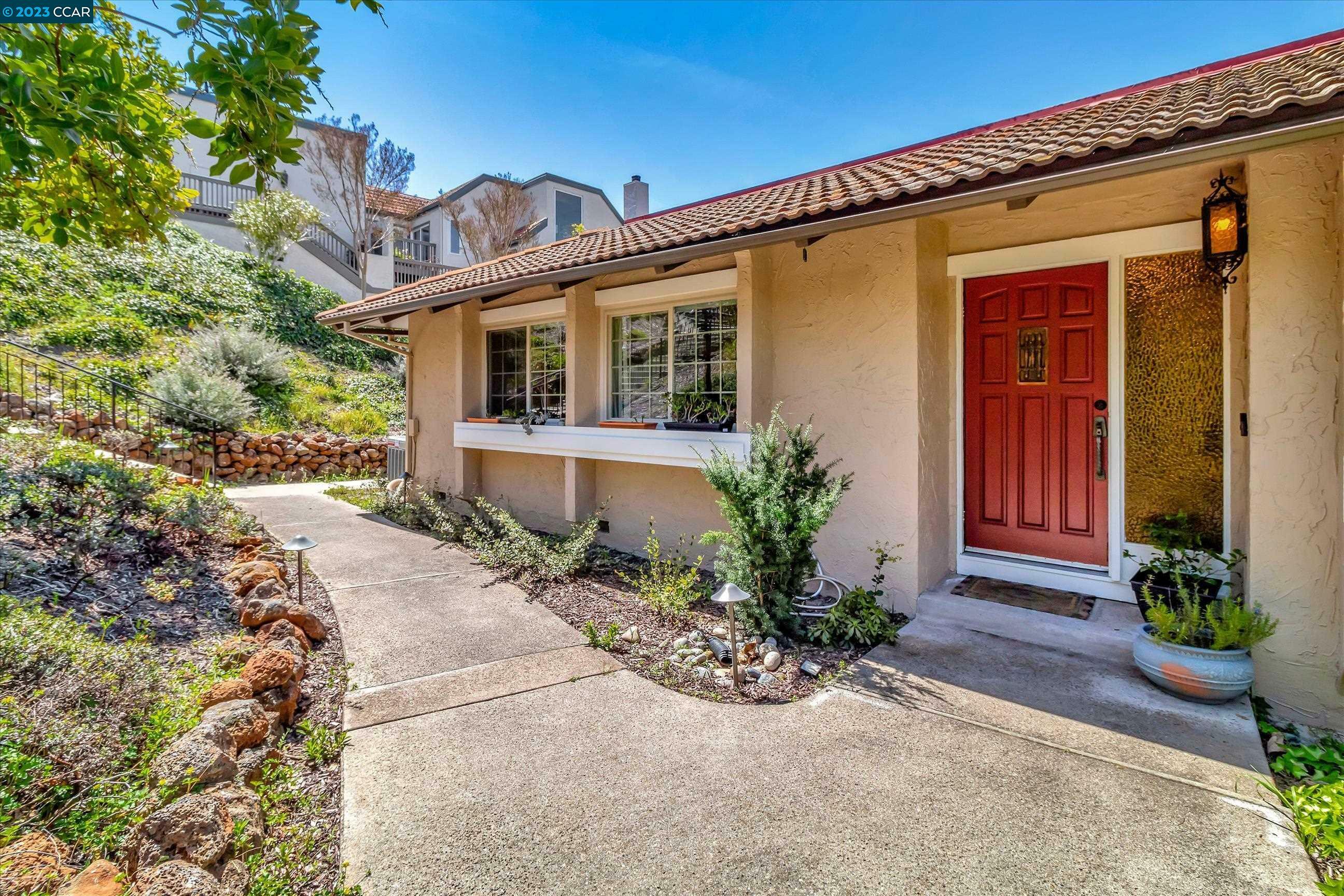 1473 Camino Peral  Moraga CA 94556 photo