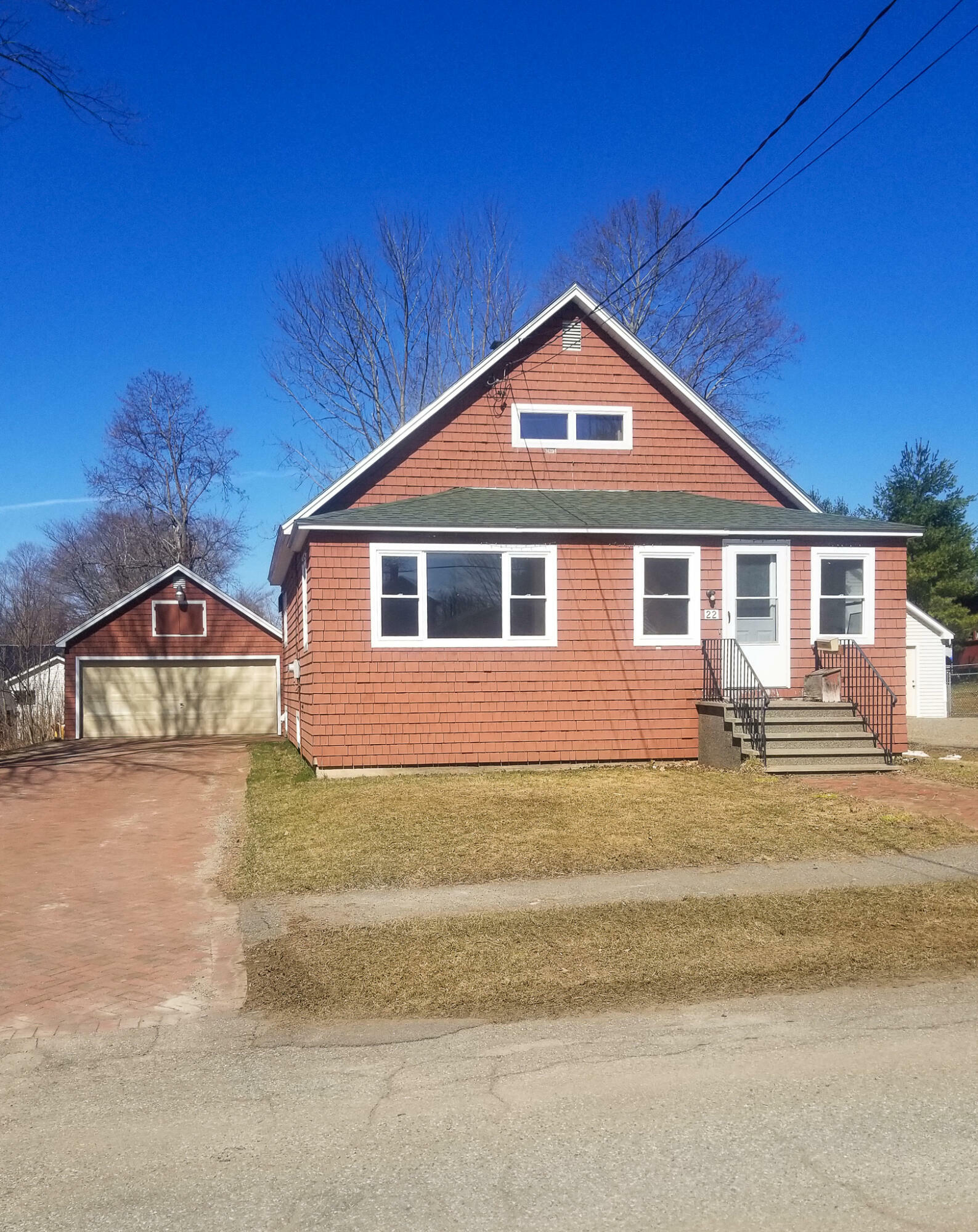 22 Maple Street  East Millinocket ME 04430 photo