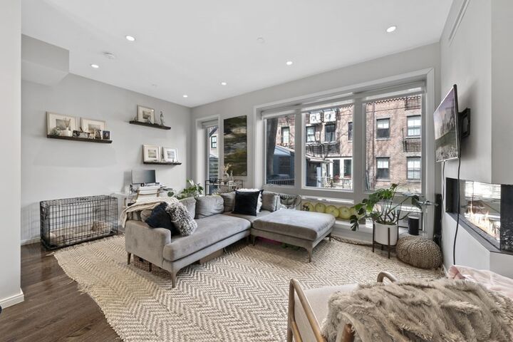 Property Photo:  287 Shawmut Avenue 1  MA 02118 