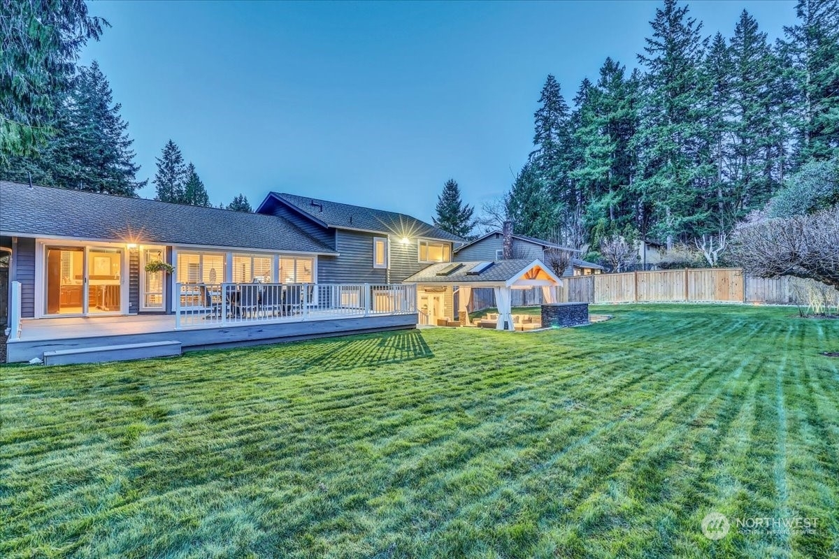 Property Photo: 22109 SE 32nd Street WA 98075