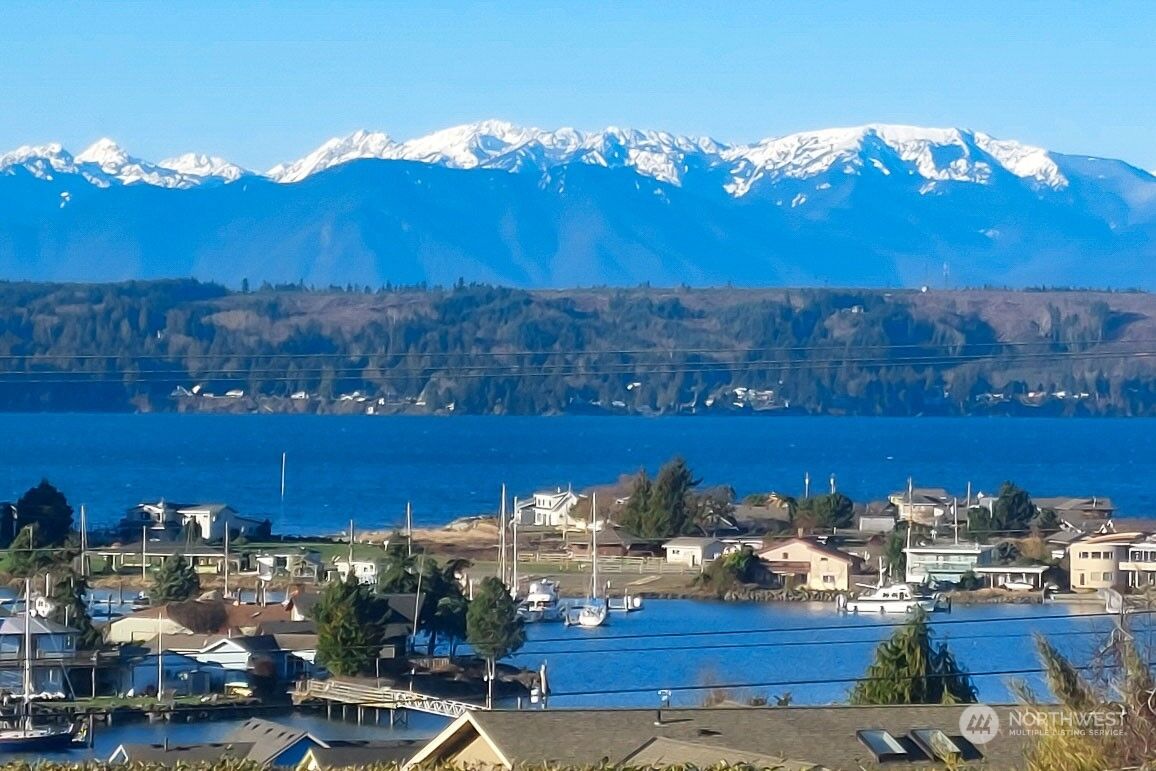 Home for sale in Hansville 37995 Buck Road NE, Hansville, WA 98340